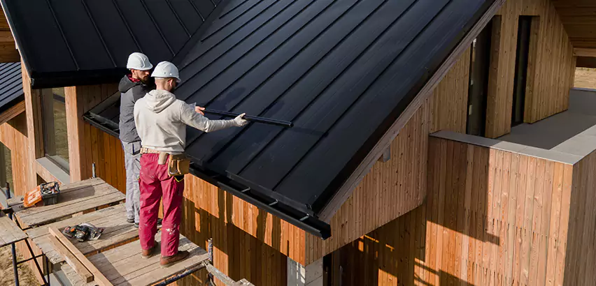 Metal Roof Maintenance in Rolling Meadows