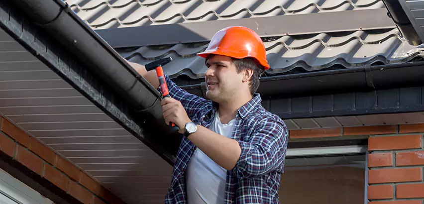 Gutter Fascia Repair in Rolling Meadows